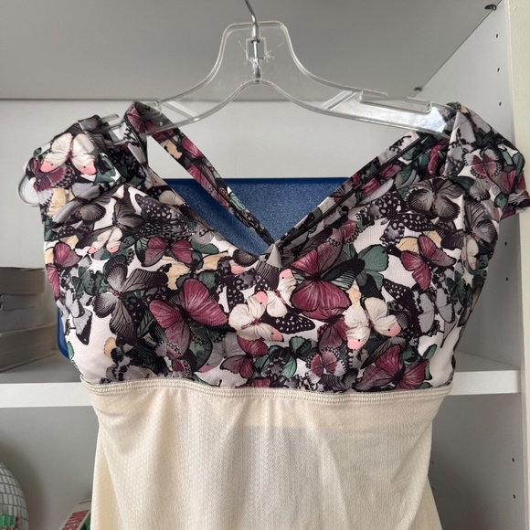 LULULEMON Wrap It Up Tank So Fly Butterfly Angel Wing Multi - Picture 7 of 10